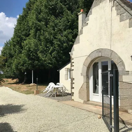 Ar Chapel Govero